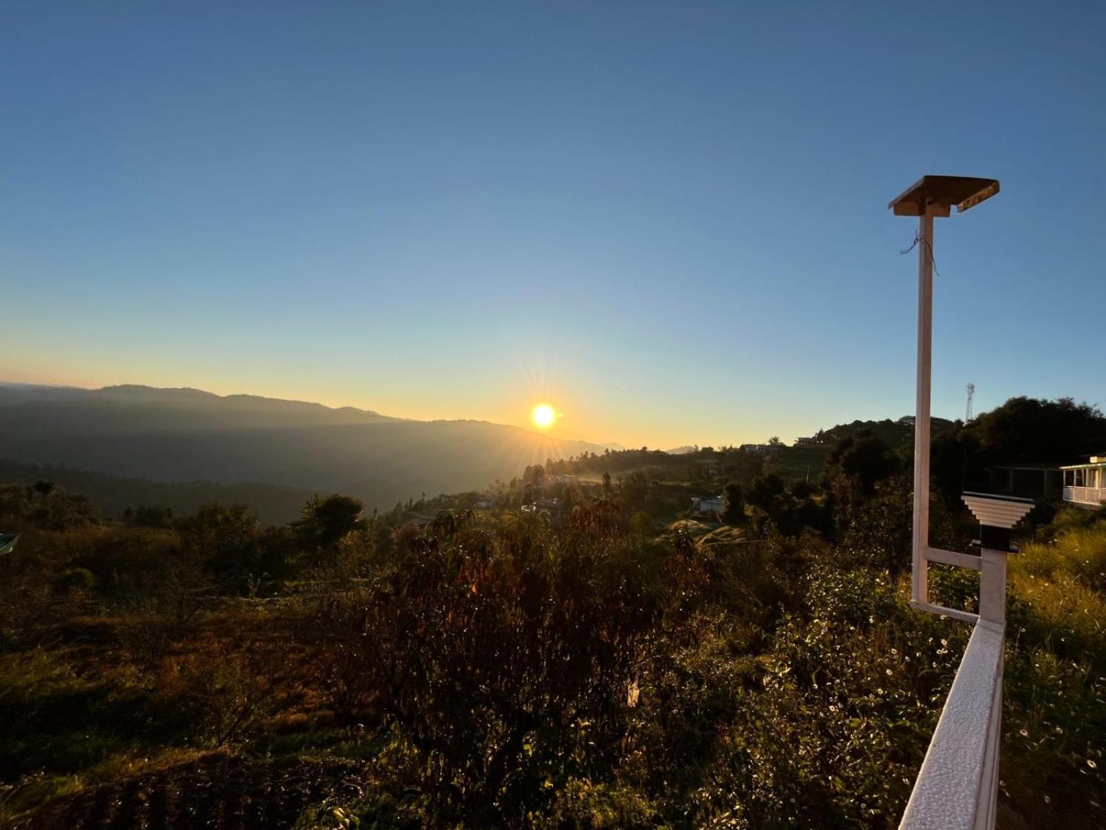 Himalayanblues Cottages&Stays Mukteshwar Eksteriør bilde