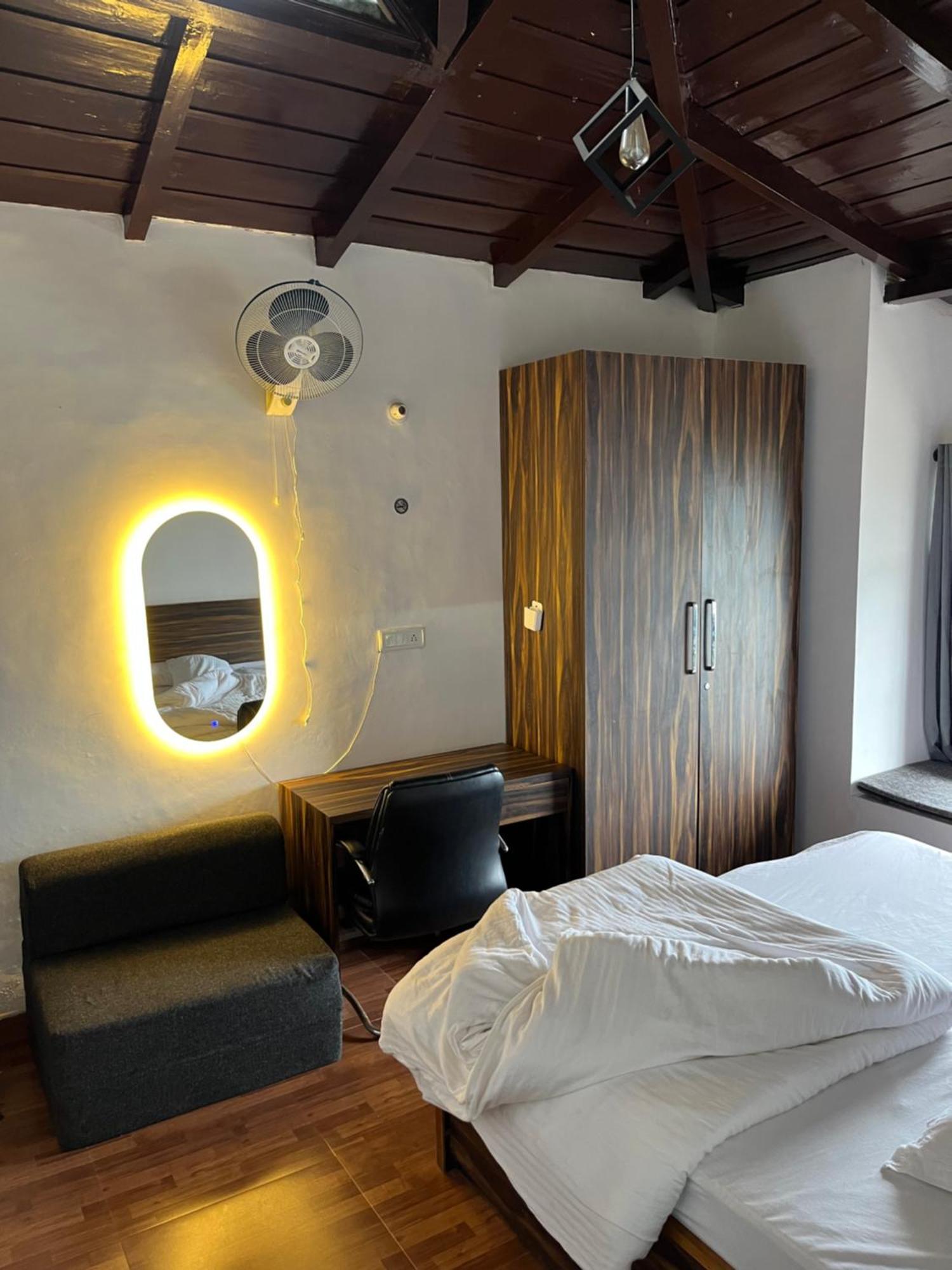 Himalayanblues Cottages&Stays Mukteshwar Eksteriør bilde